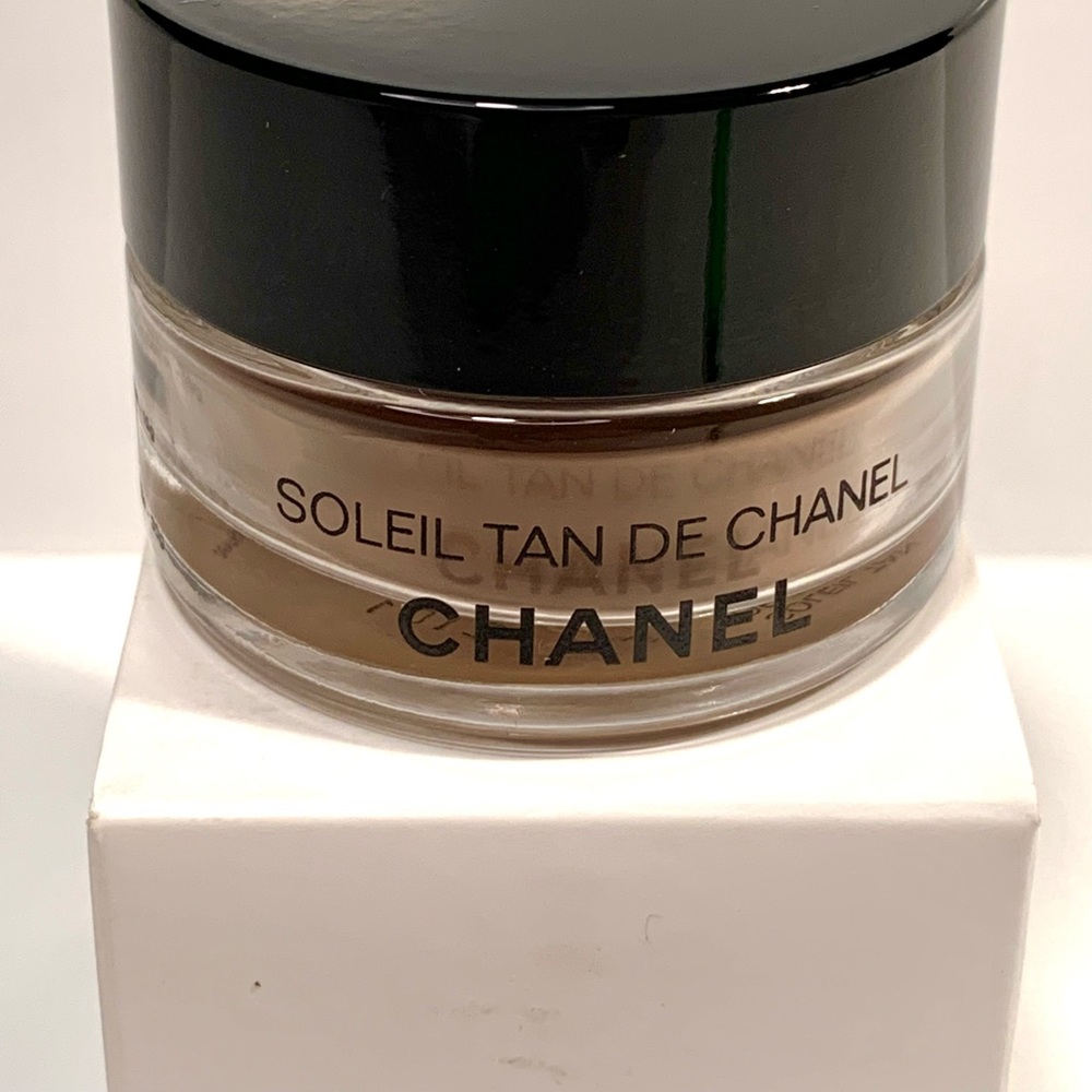 Rare Chanel Soleil Tan de Chanel Bronze Universal Makeup Base, now discontinued